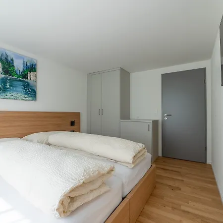 Gaestehaus Hirschen 3*